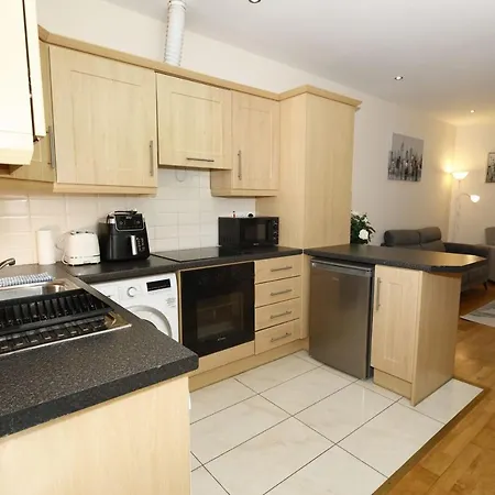 Eyre Square דירה